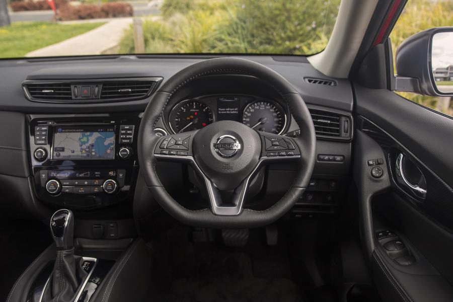 Панель приборов Nissan X-Trail TL (T32) 2017 года  (AU) (фото 21 из 30)